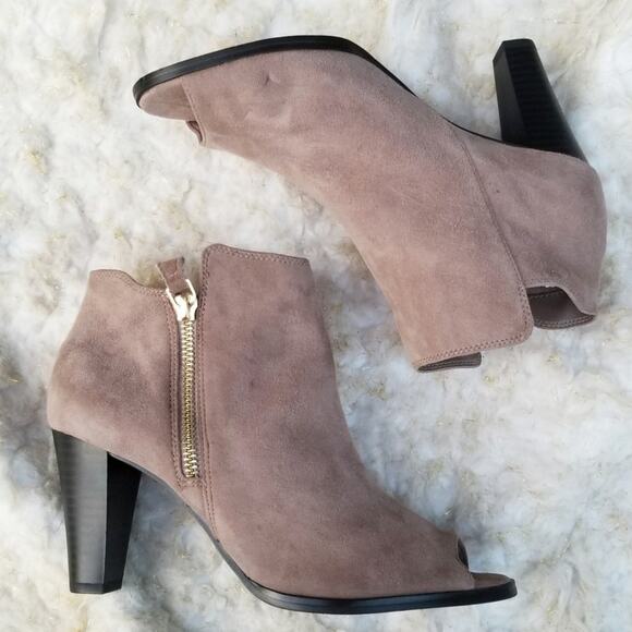 Isaac Mizrahi Live Debbie Boot Size 7.5 Tan Suede Leather Heel Open Toe Side Zip - Picture 12 of 13